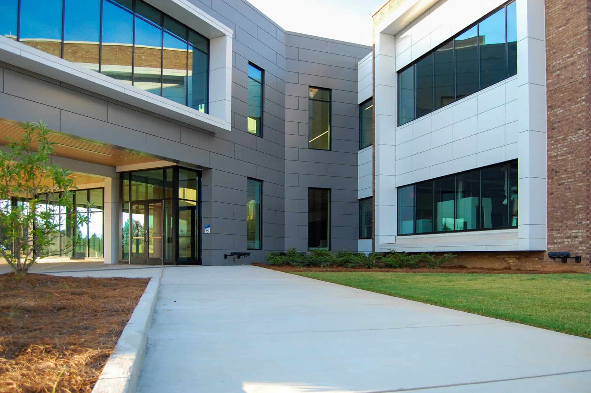 Advanced Manufacturing Collaborative (AMC) Building at University of ...