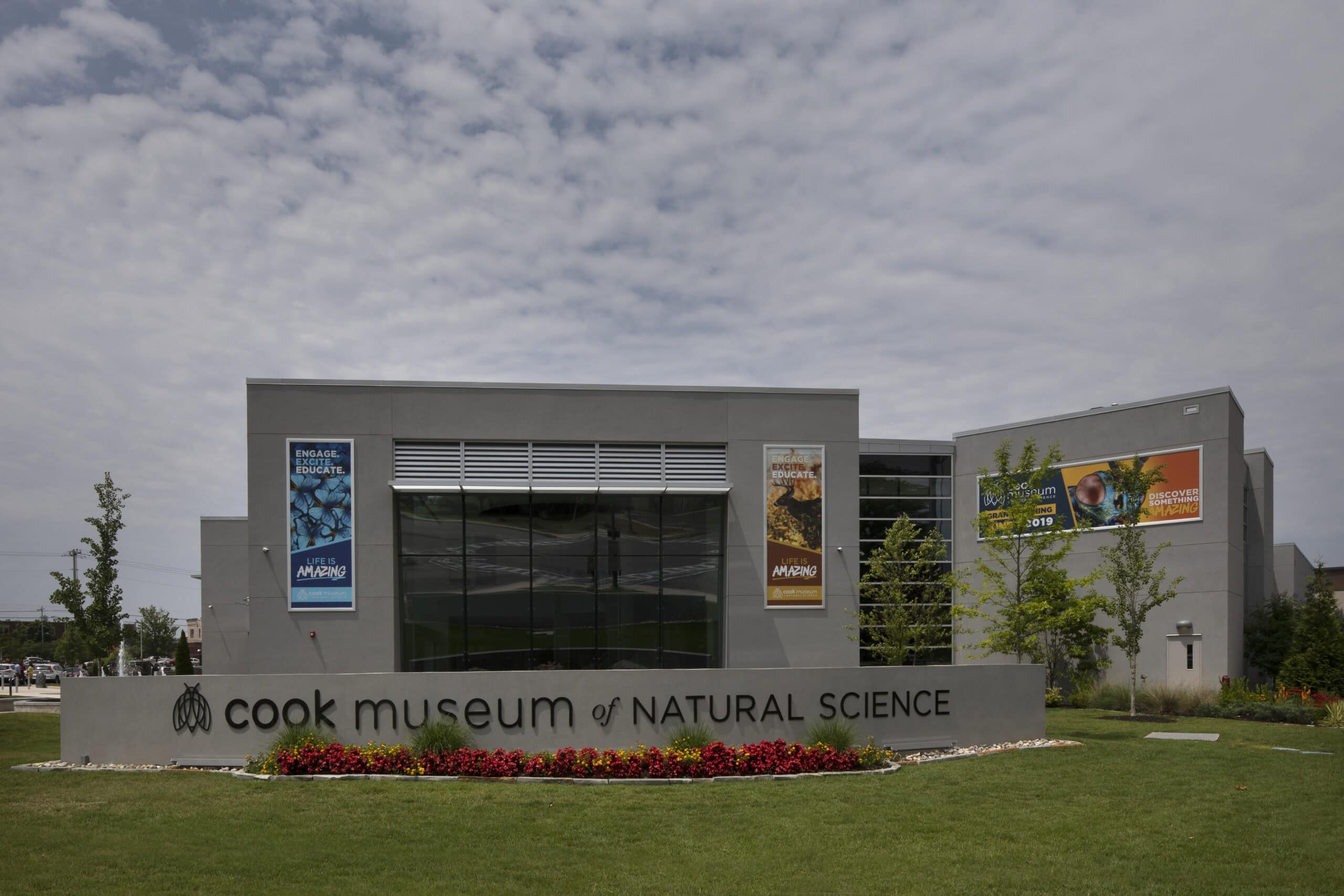 External photo of Cook Museum of Natural Sciences in Decatur, Alabama