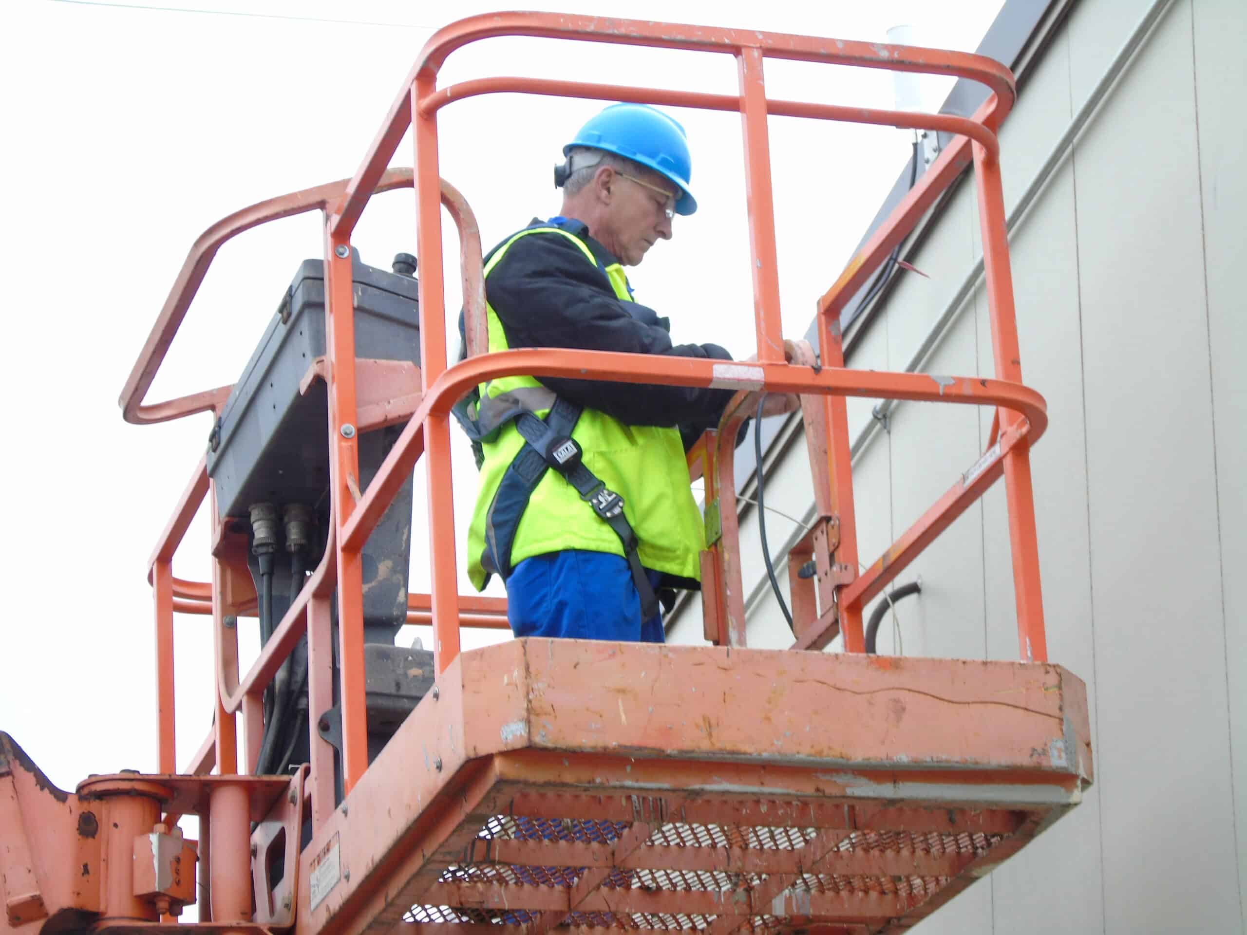 Portsmouth ISS Cell Booster work